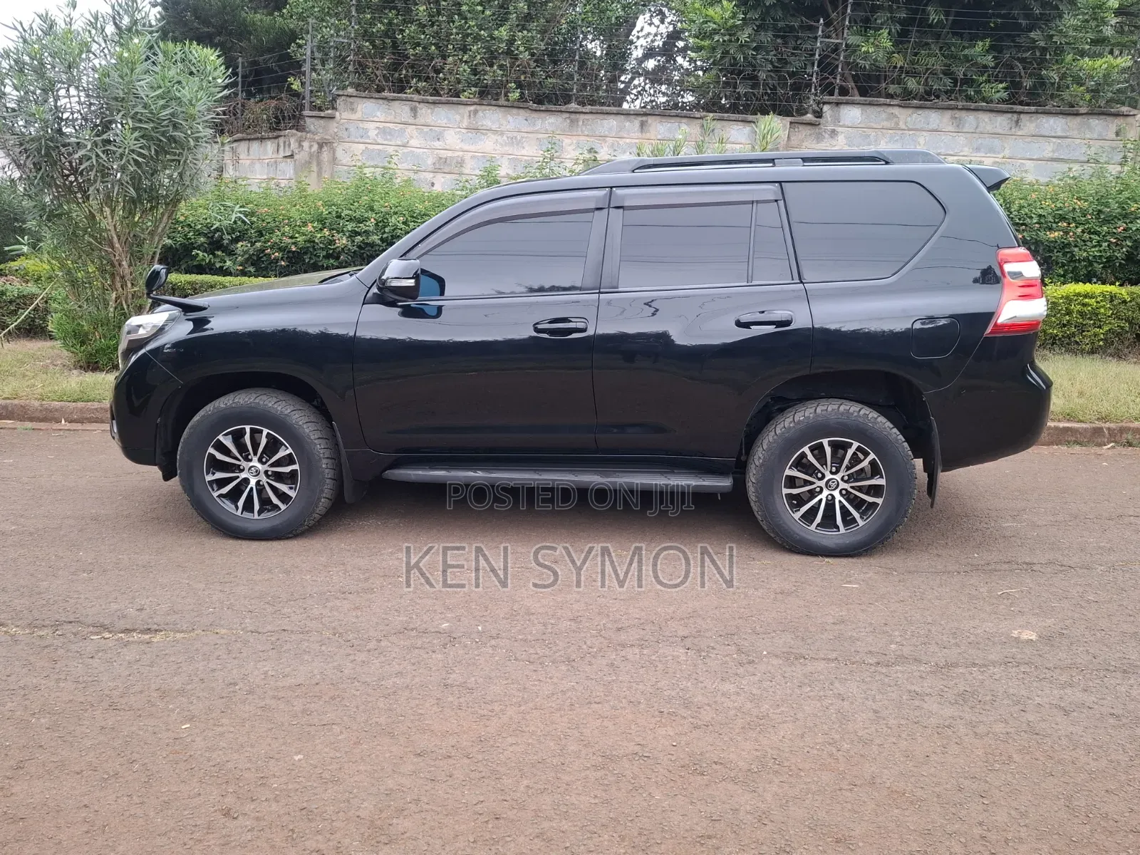 Toyota Land Cruiser Prado 2.8 D-4D 2015 Black