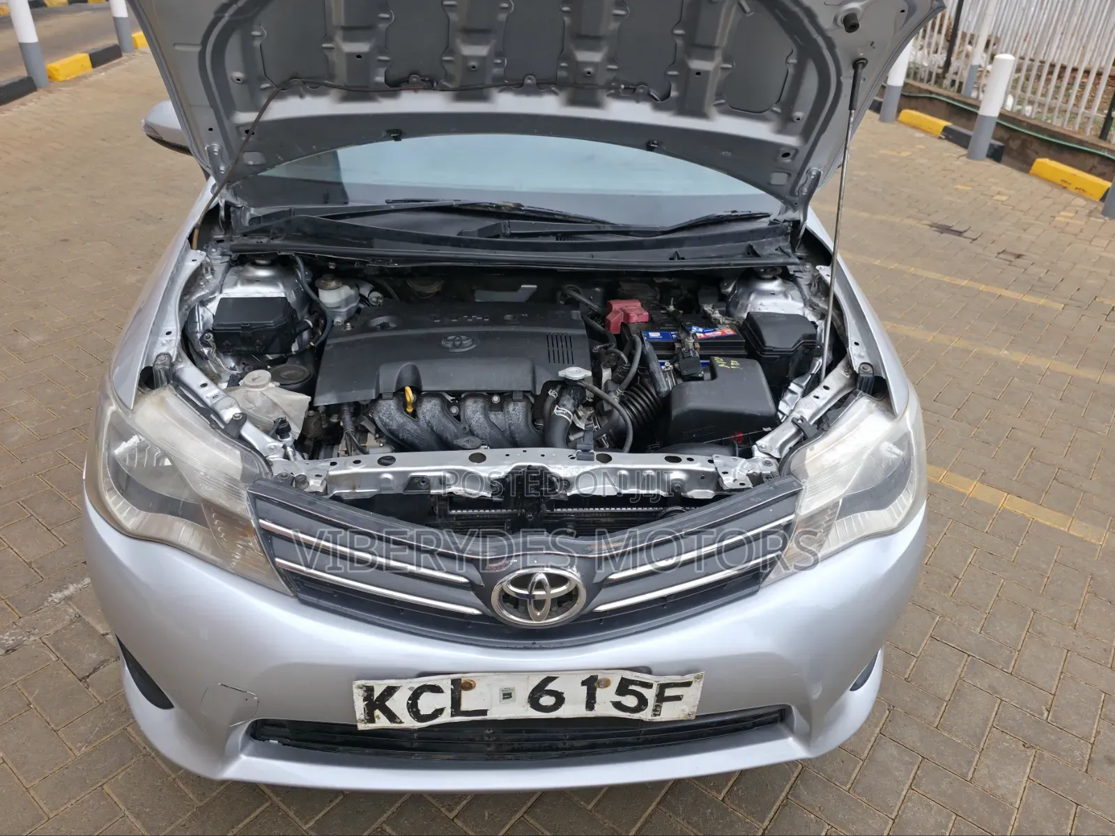 Toyota Axio 2015 Silver