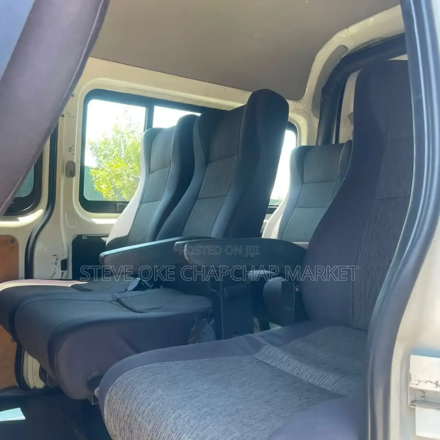 Toyota HiAce 2016 White