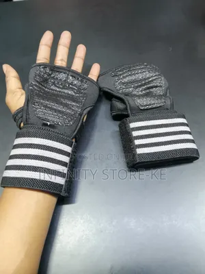 Good Quality Gym Gloves Open