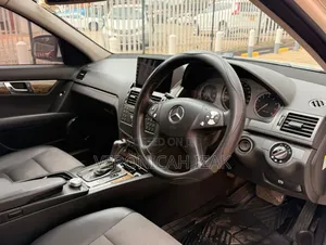 Mercedes-Benz C200 2008 White