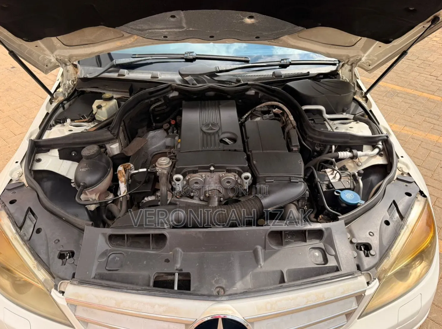 Mercedes-Benz C200 2008 White