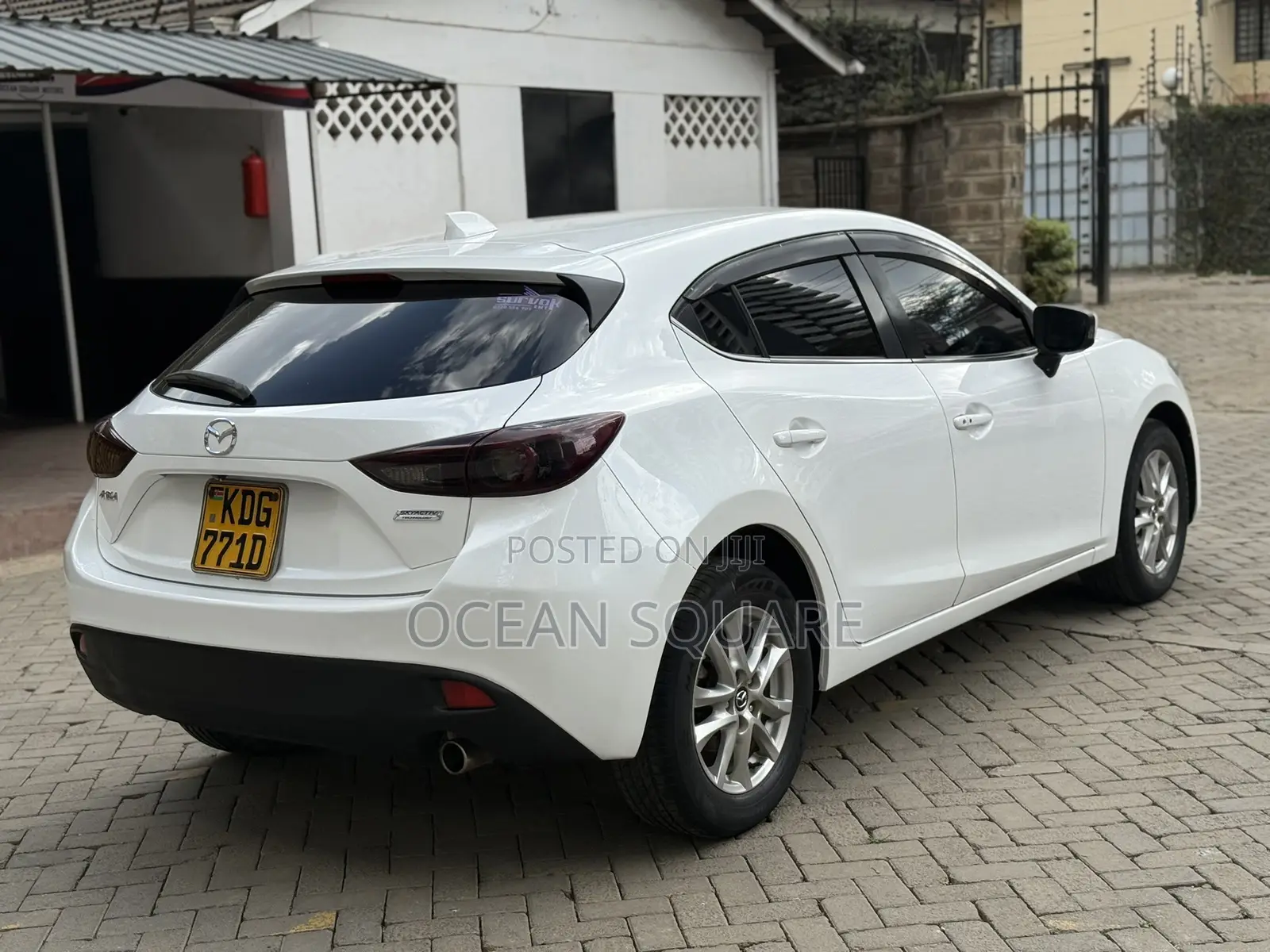 Mazda Axela 2014 White