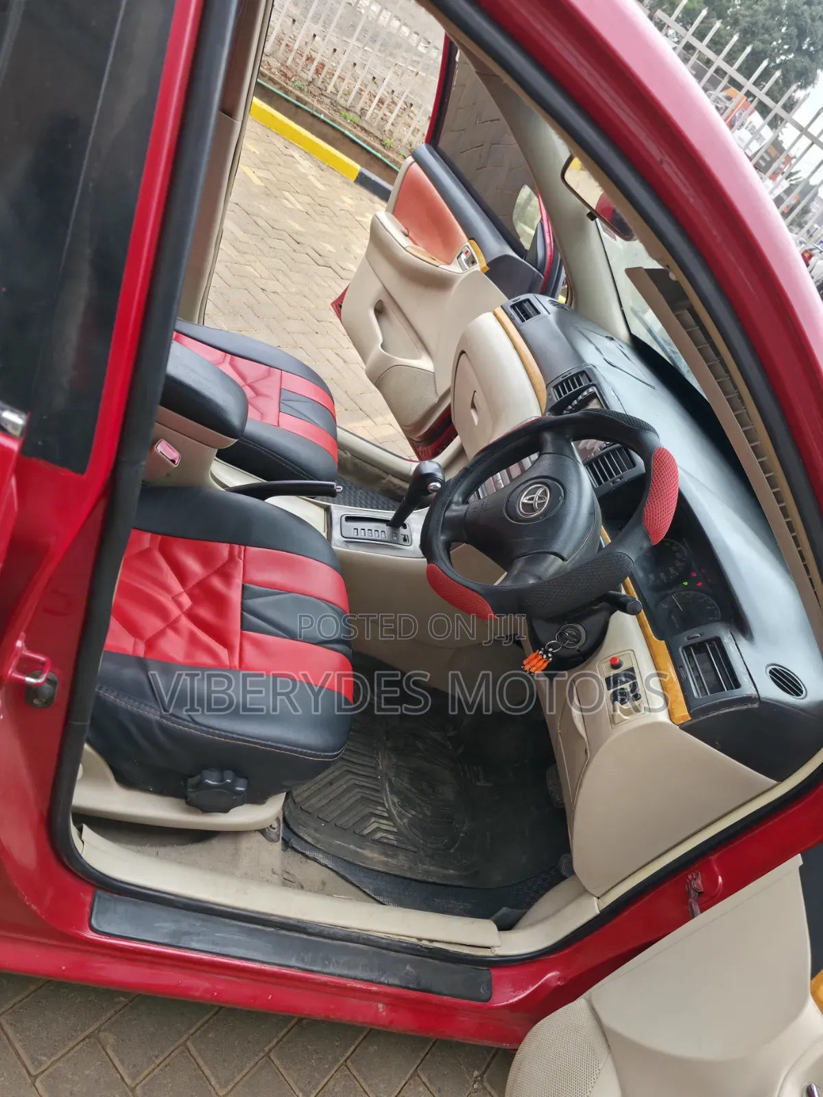 Toyota Corolla RunX 2005 Red