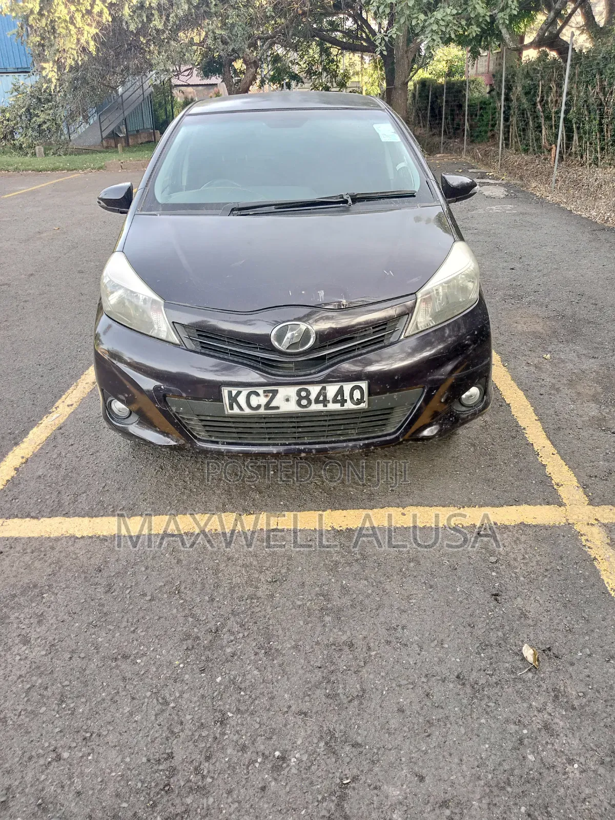 Toyota Vitz 2013