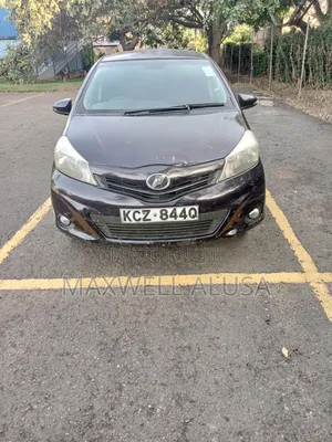 Toyota Vitz 2013