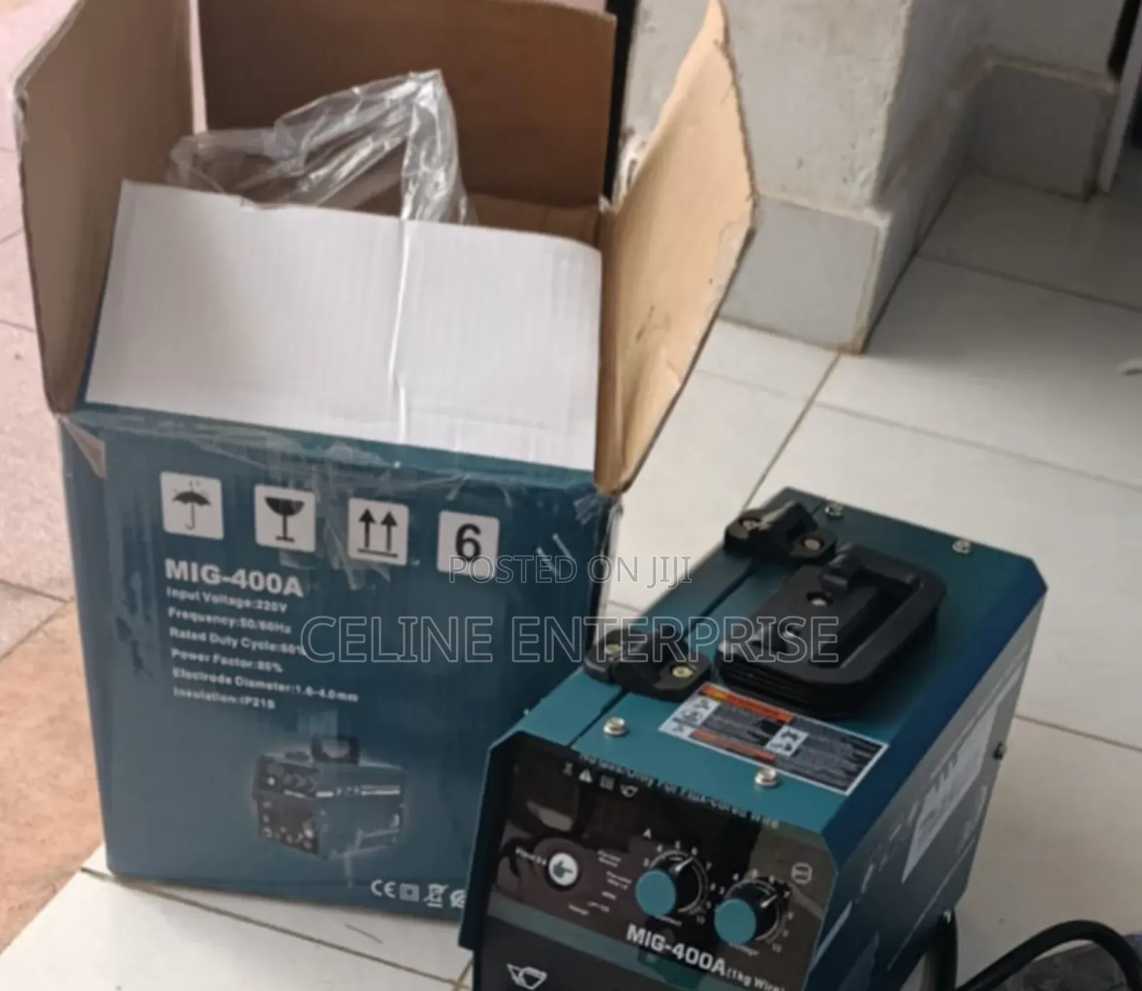 Makita 400A MIG Inverter Welding Machine