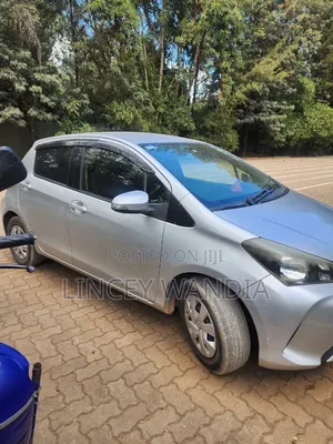 Toyota Vitz 2014 Gray