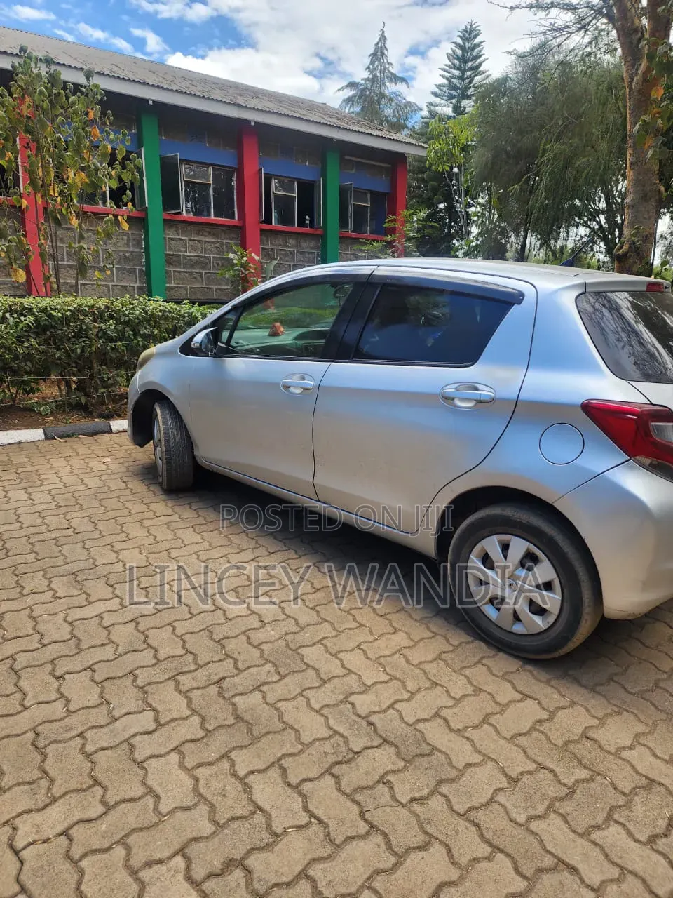 Toyota Vitz 2014 Gray