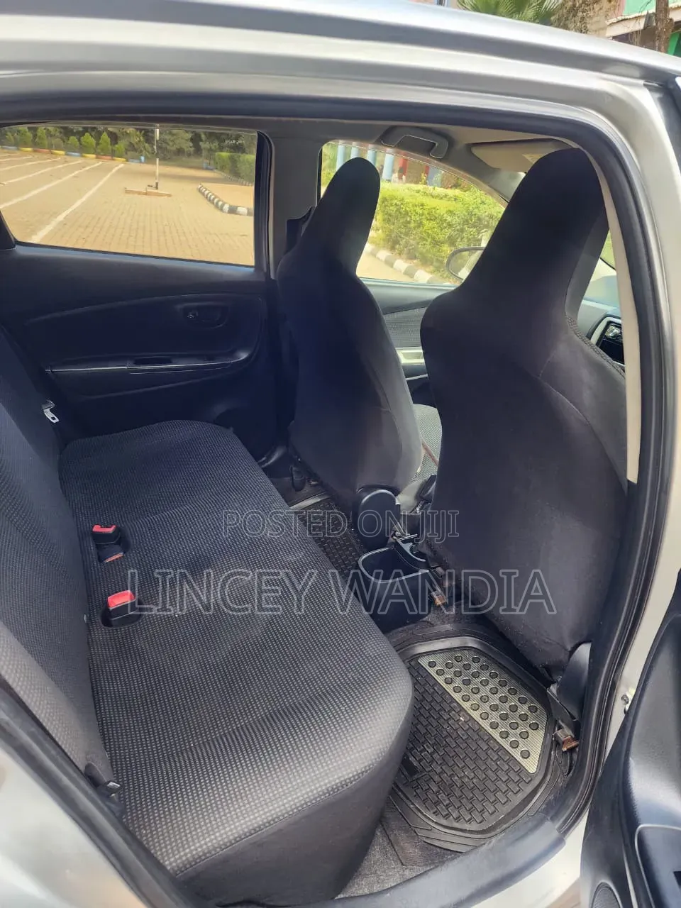 Toyota Vitz 2014 Gray