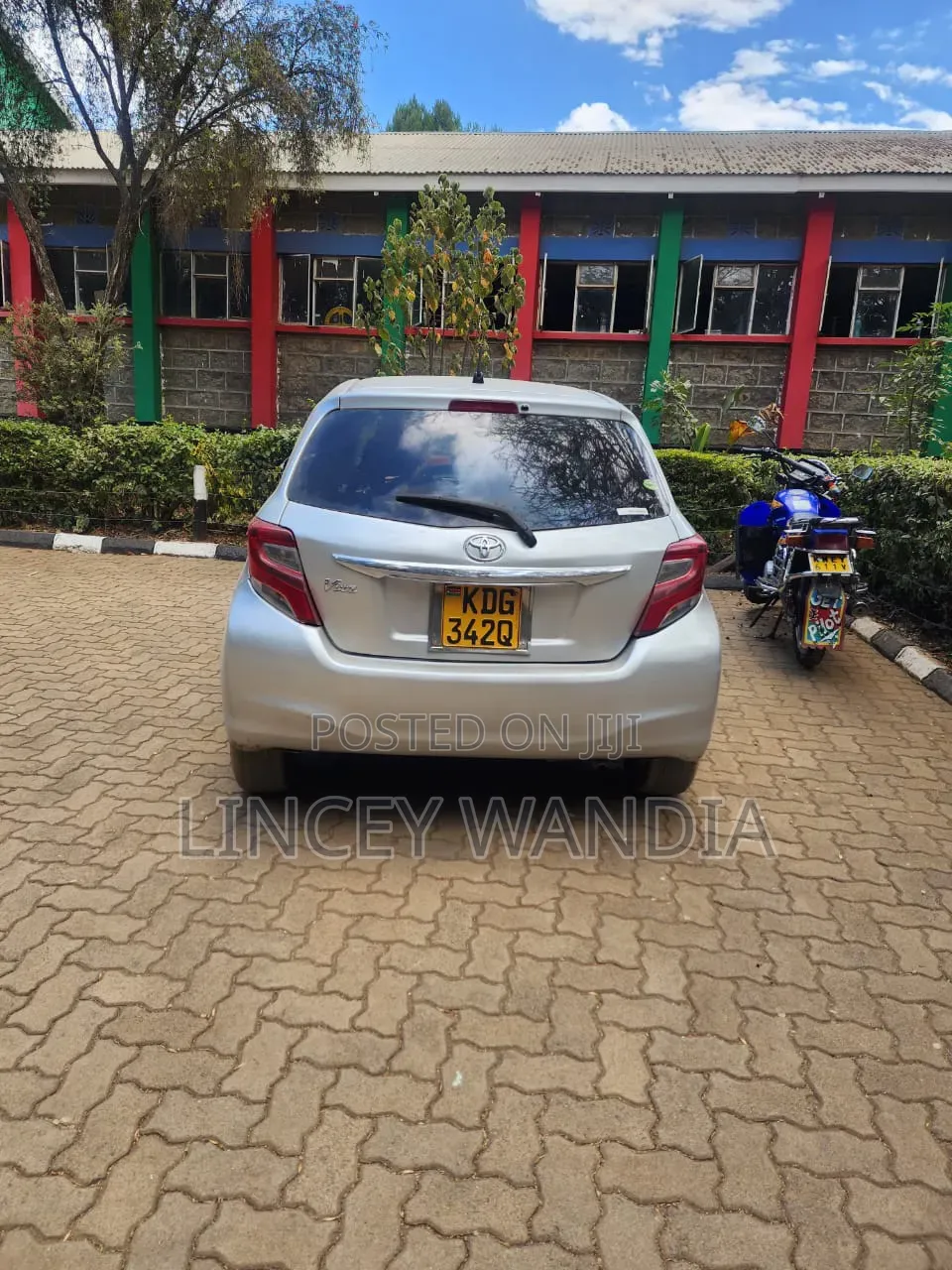 Toyota Vitz 2014 Gray