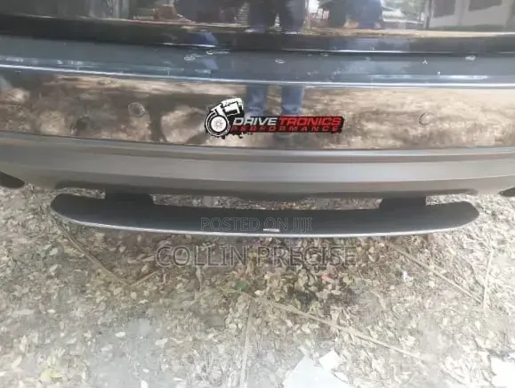 Subaru Forester SJg Spoiler Diffuser 
Available