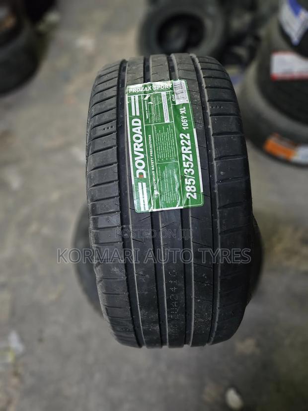 285/35r22 Dovroad Tyre
