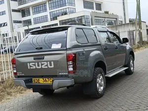 Isuzu D-MAX 2022 Gray