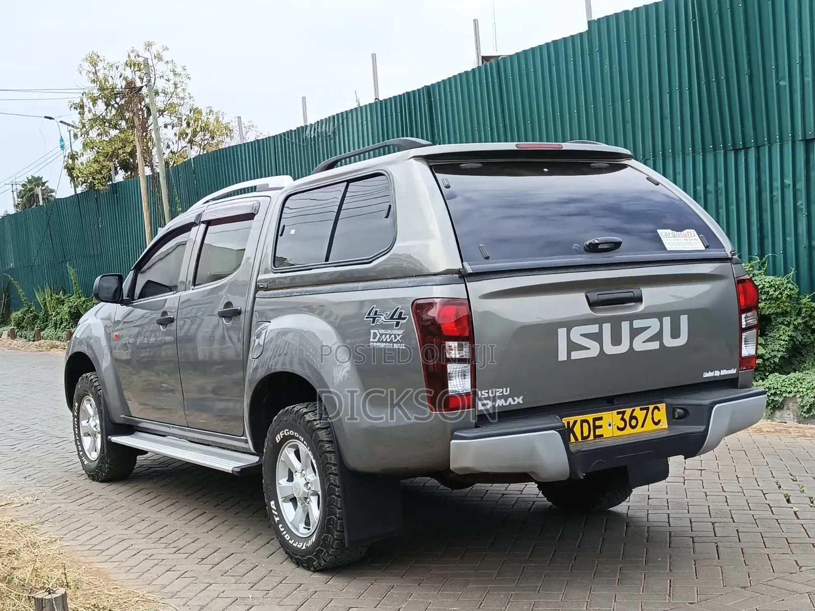 Isuzu D-MAX 2022 Gray