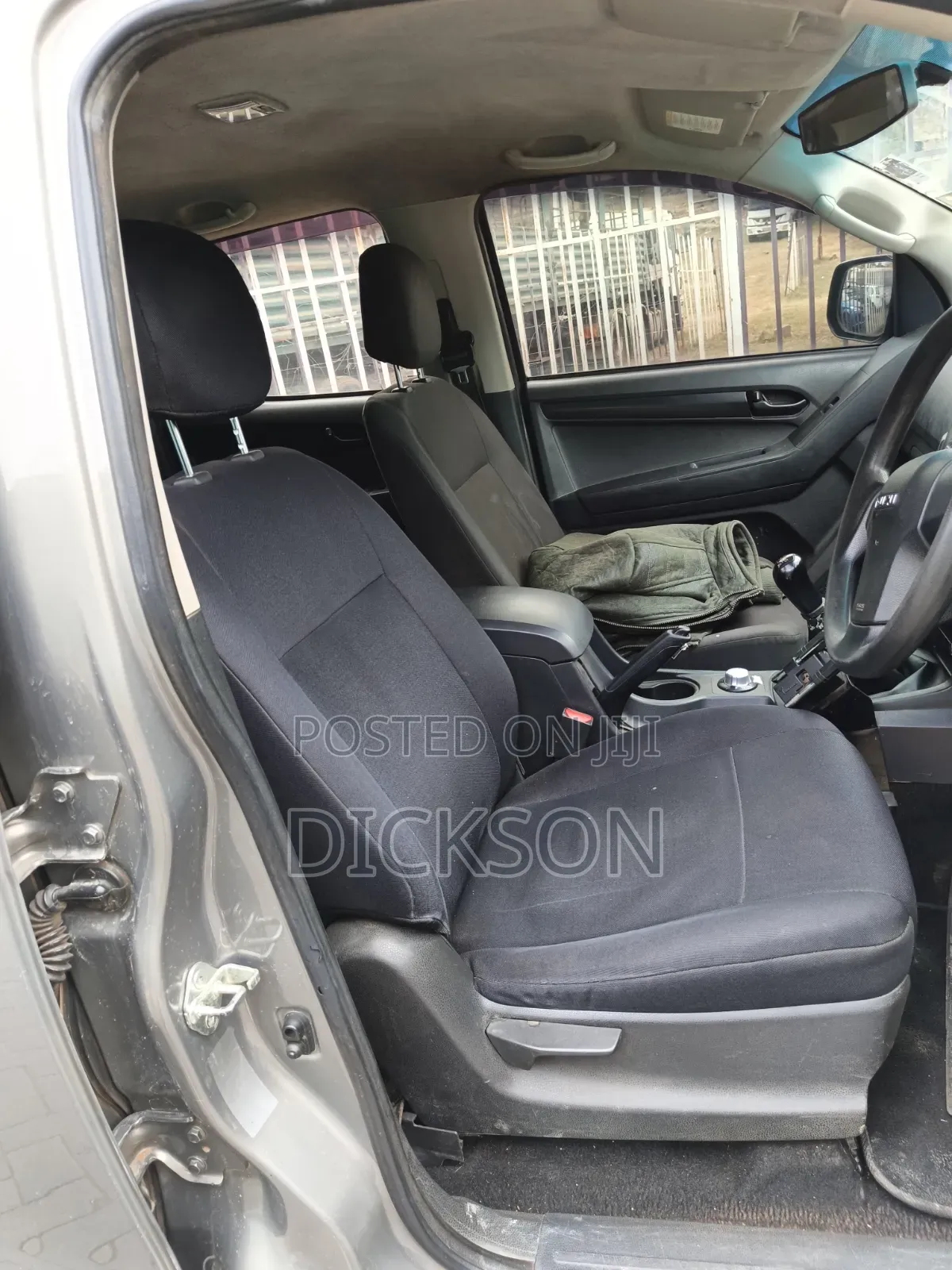 Isuzu D-MAX 2022 Gray