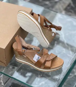 Height With Comfort ;Dune Platform Wedges Size 37-42