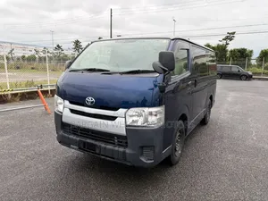 Toyota HiAce 2019 Blue