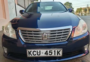 Toyota Crown 2012 Blue