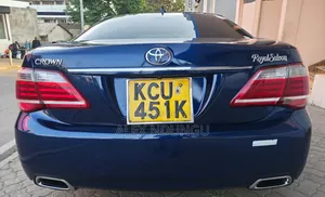 Toyota Crown 2012 Blue