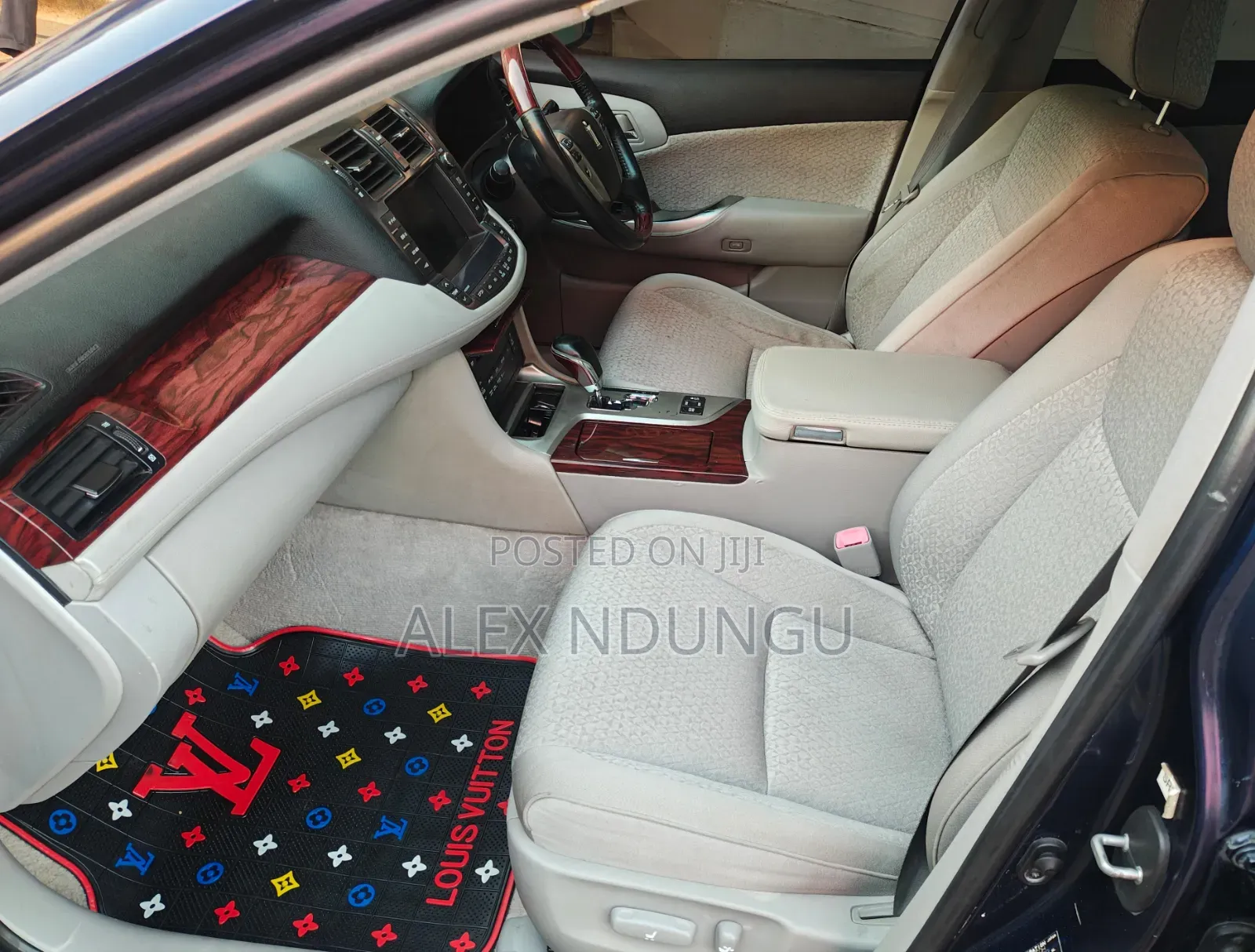 Toyota Crown 2012 Blue