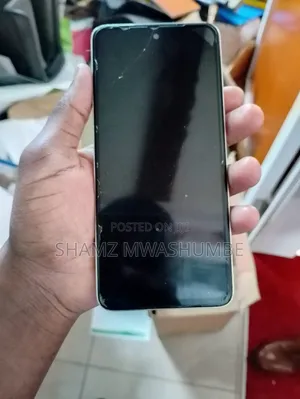 Itel P55 128 GB White