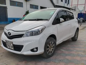 Toyota Vitz 2012 White