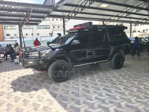 Toyota Hilux 2019 Black