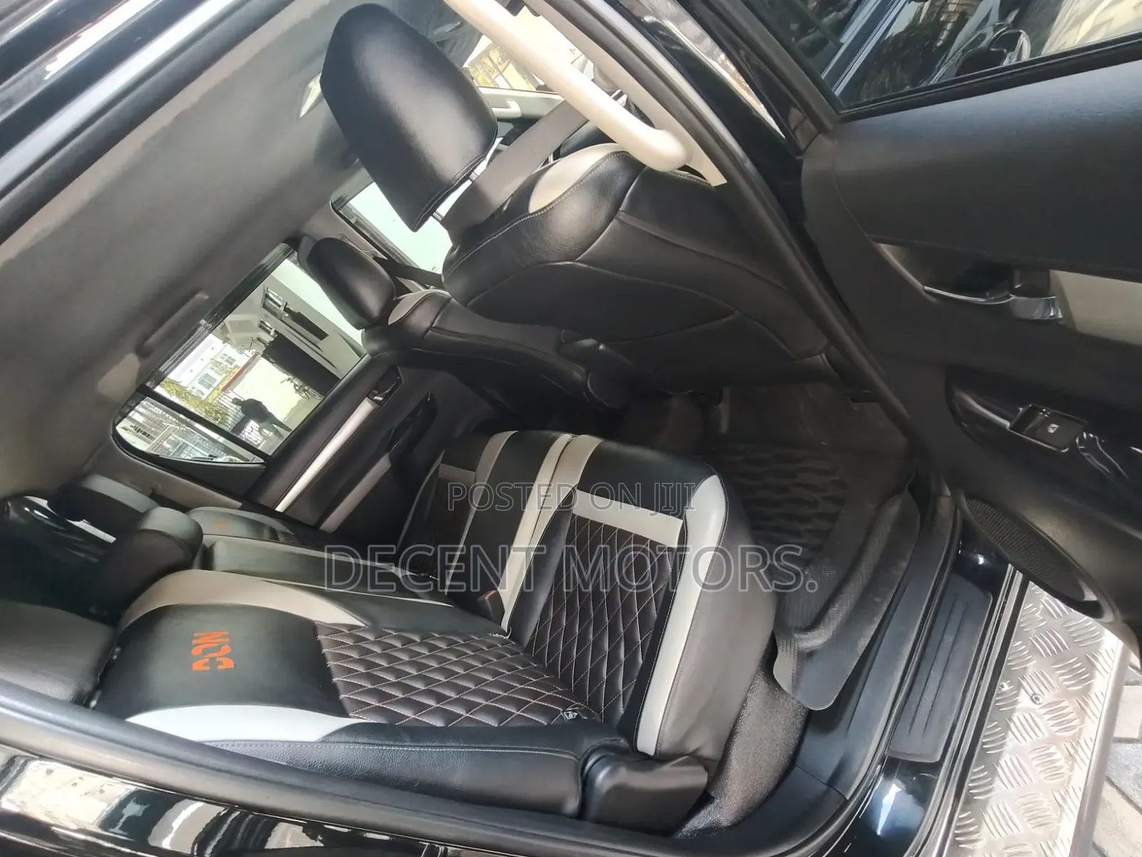 Toyota Hilux 2019 Black