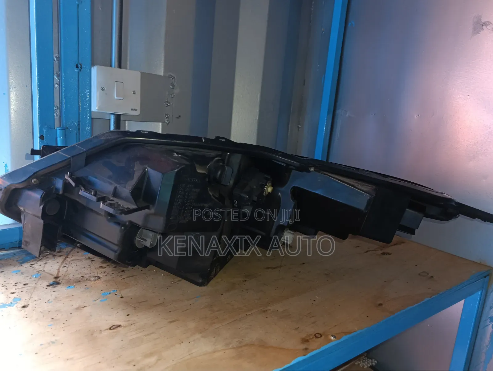 Vezel 2018 Xenon (Part No E) Headlight
