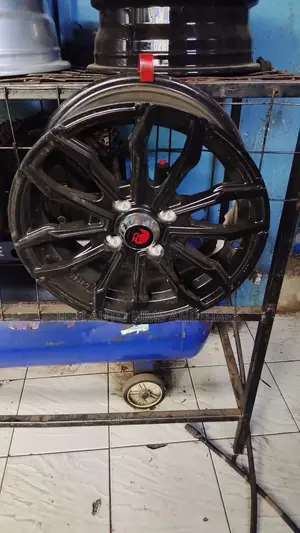 SD 14 Inch Rims Set 4 Stand