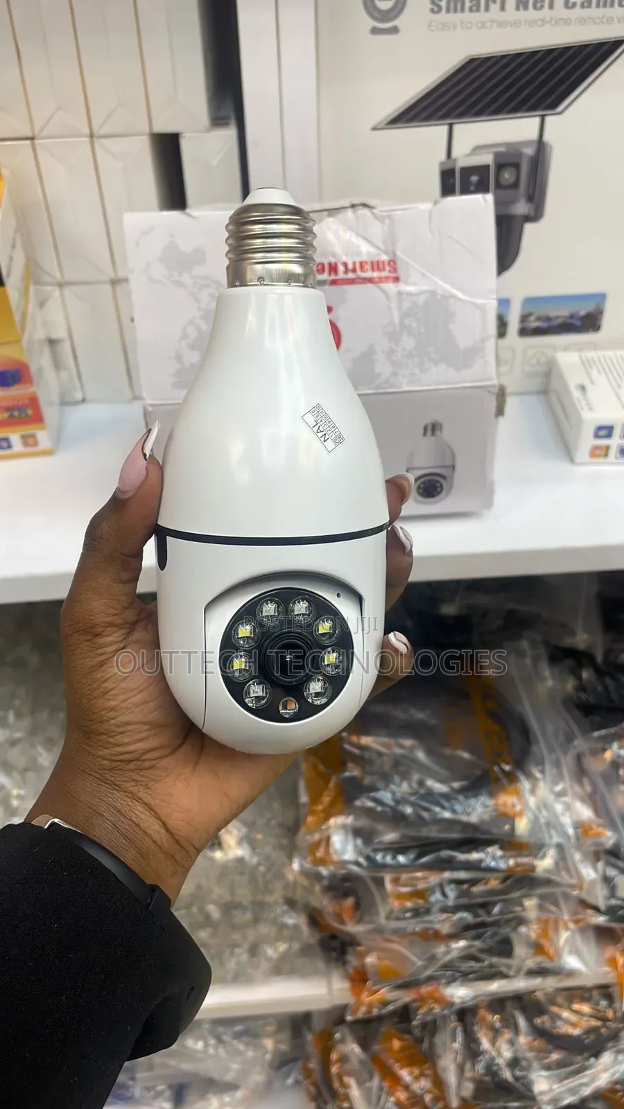 V380pro Single Lens Bulb Camera