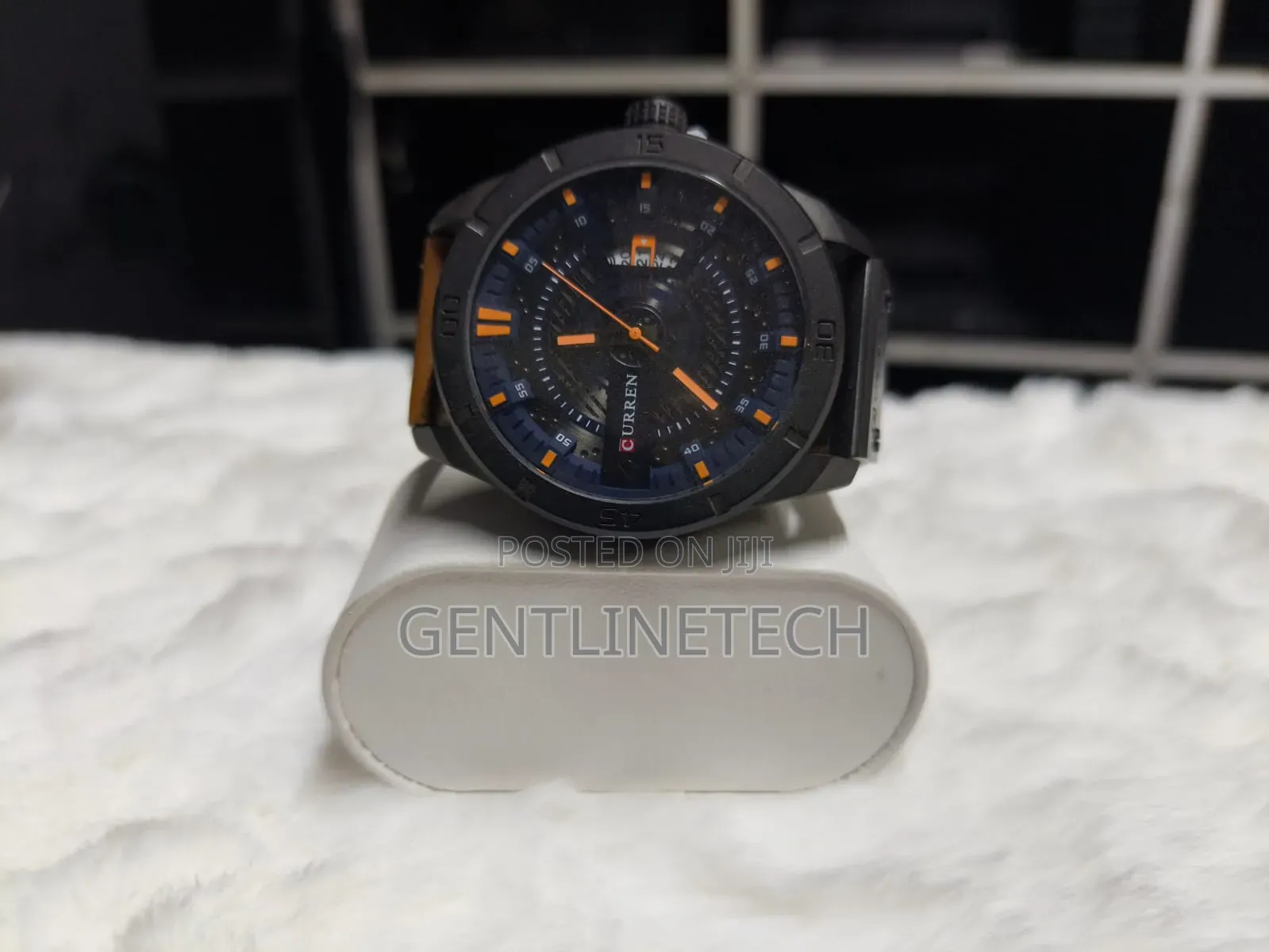 Curren 8301