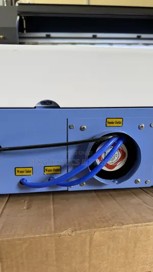 Yinghe 40w 300mm by 200mm Co2 Laser Engraving Machine