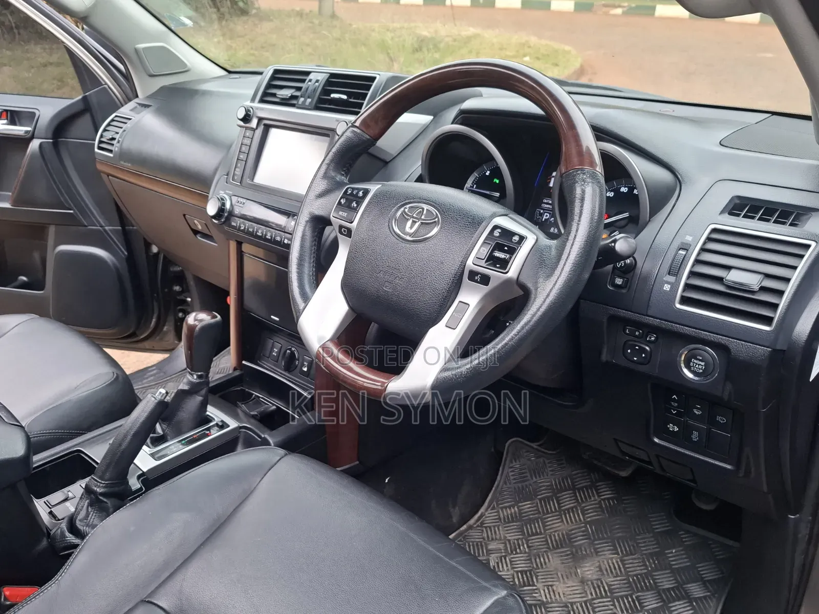 Toyota Land Cruiser Prado 2.8 D-4D 2015 Brown
