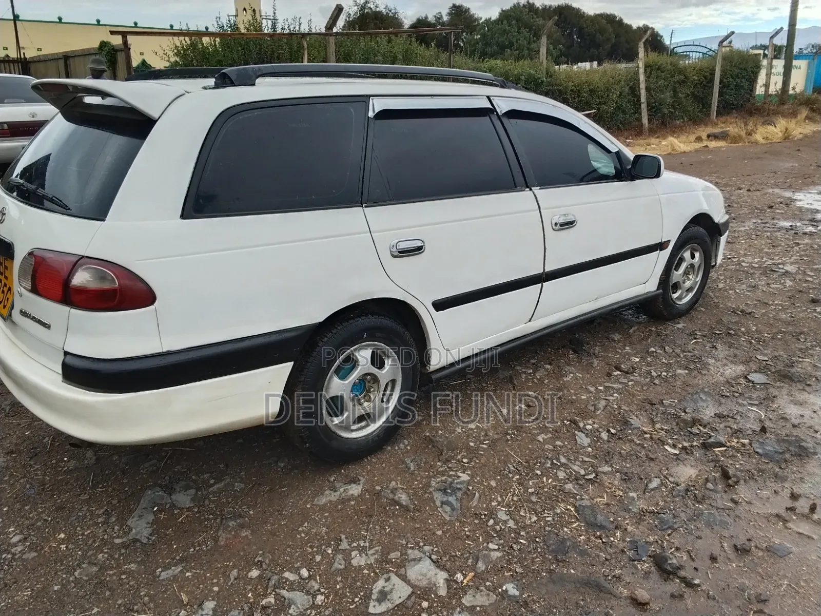 Toyota Caldina 2001 White