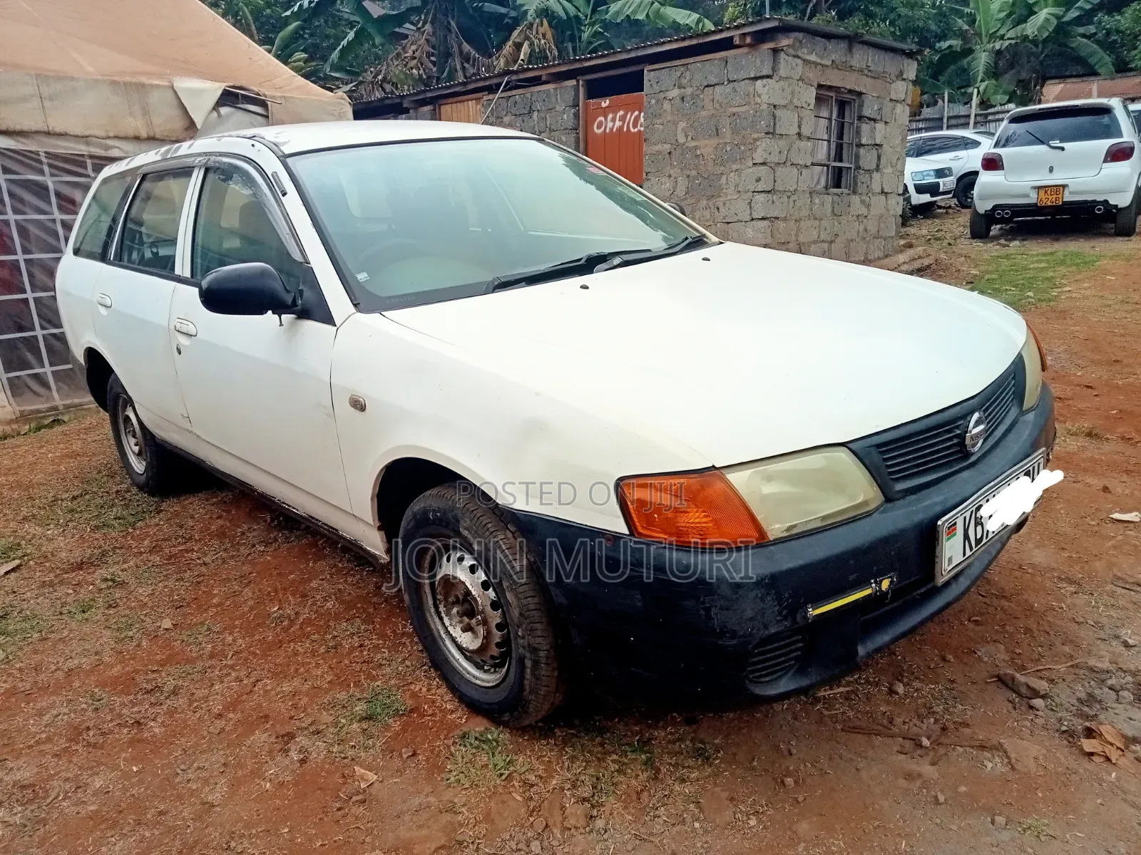 Nissan Advan 2006 White