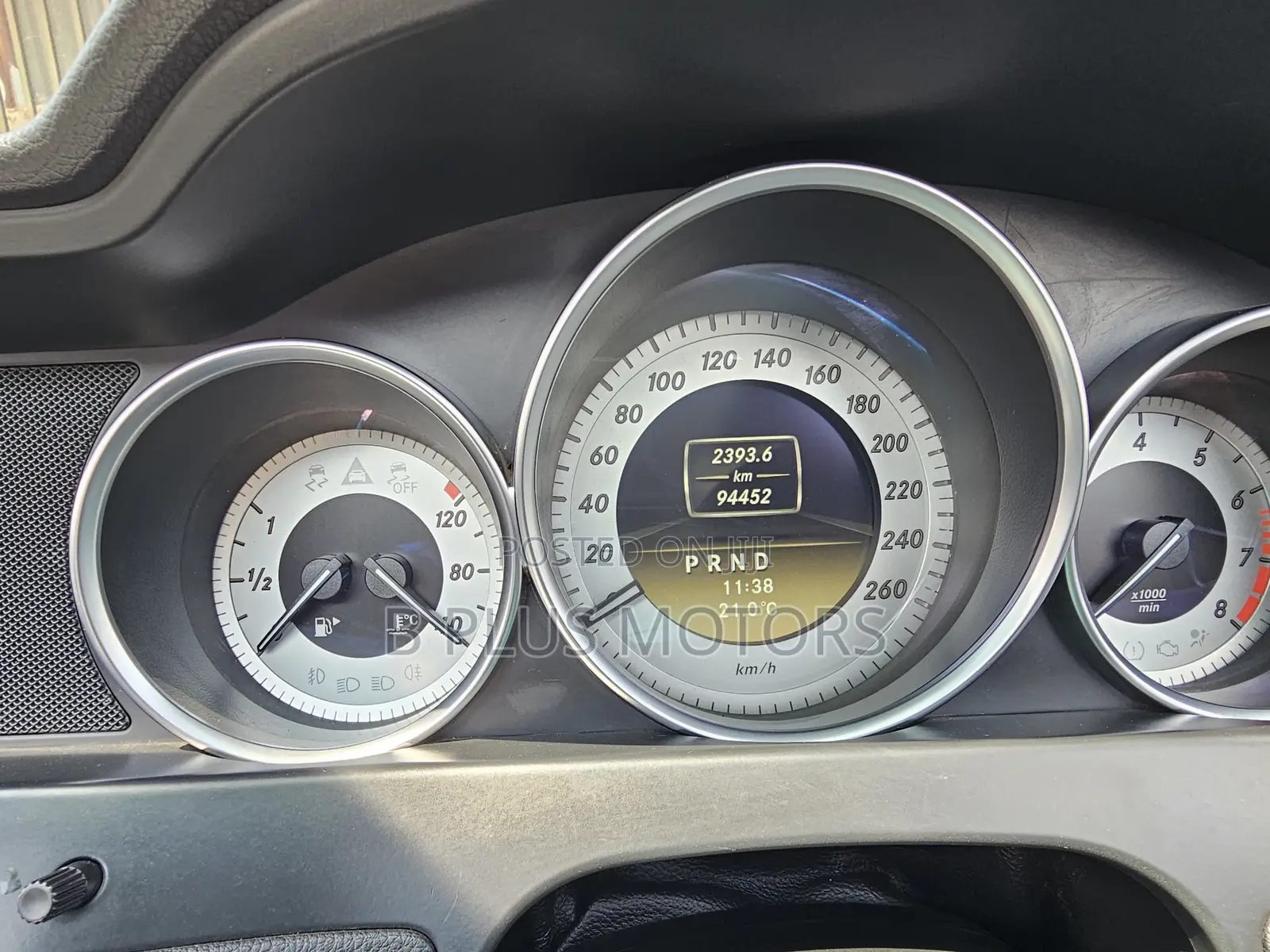 Mercedes-Benz C200 2012 Gray