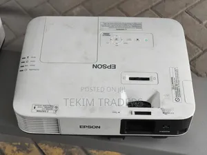 Epson Powerlite 2040