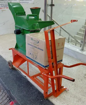 Multipurpose Agricultural Silage Chopper and Feed Crusher With Engine