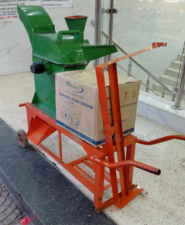 Multipurpose Agricultural Silage Chopper and Feed Crusher With Engine