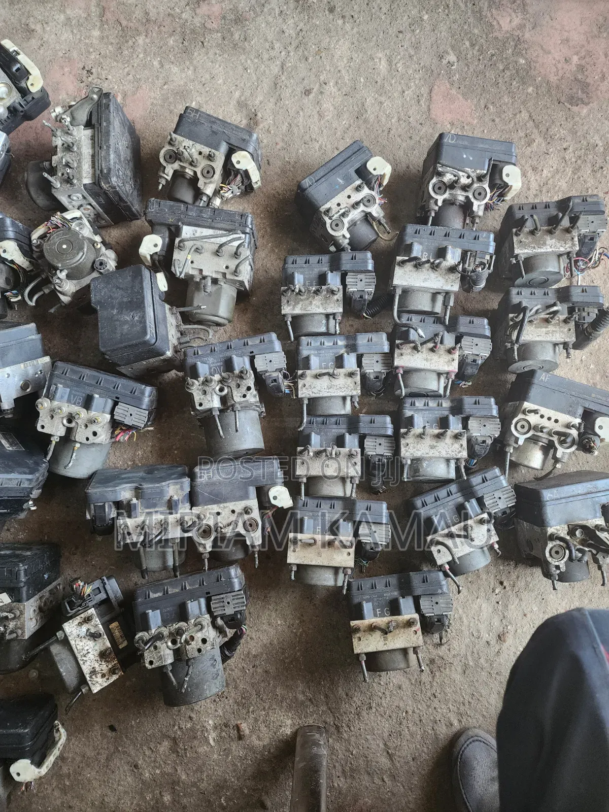 Assorted Abs Pumps