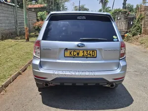 Subaru Forester 2.0D X 2012 Silver