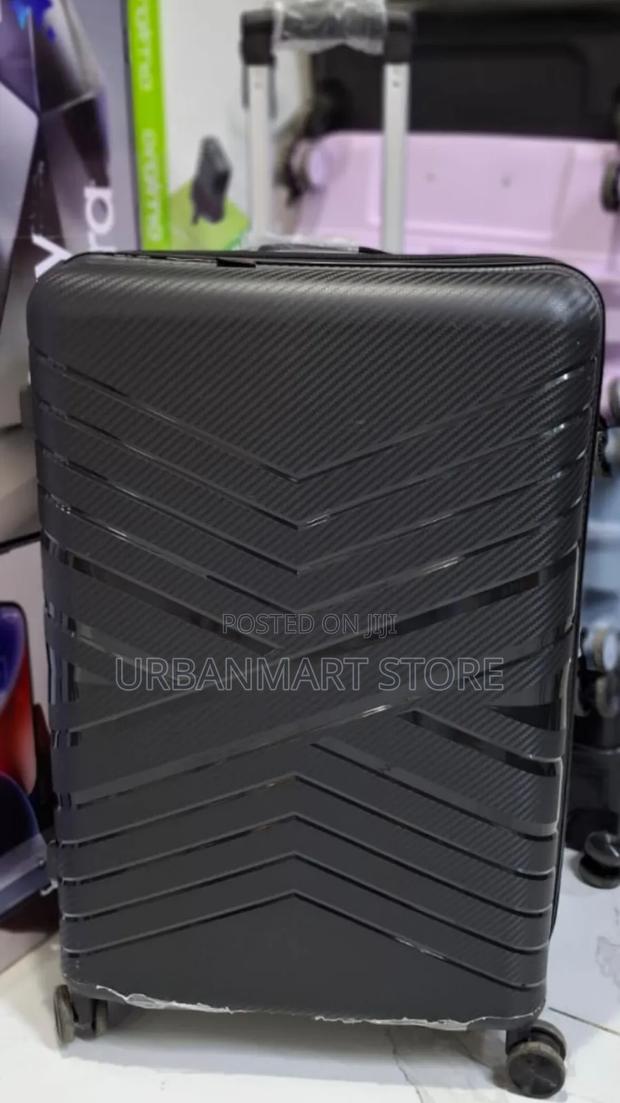 Brand New 72CM Large Travel Suitcase With 360° Wheels
