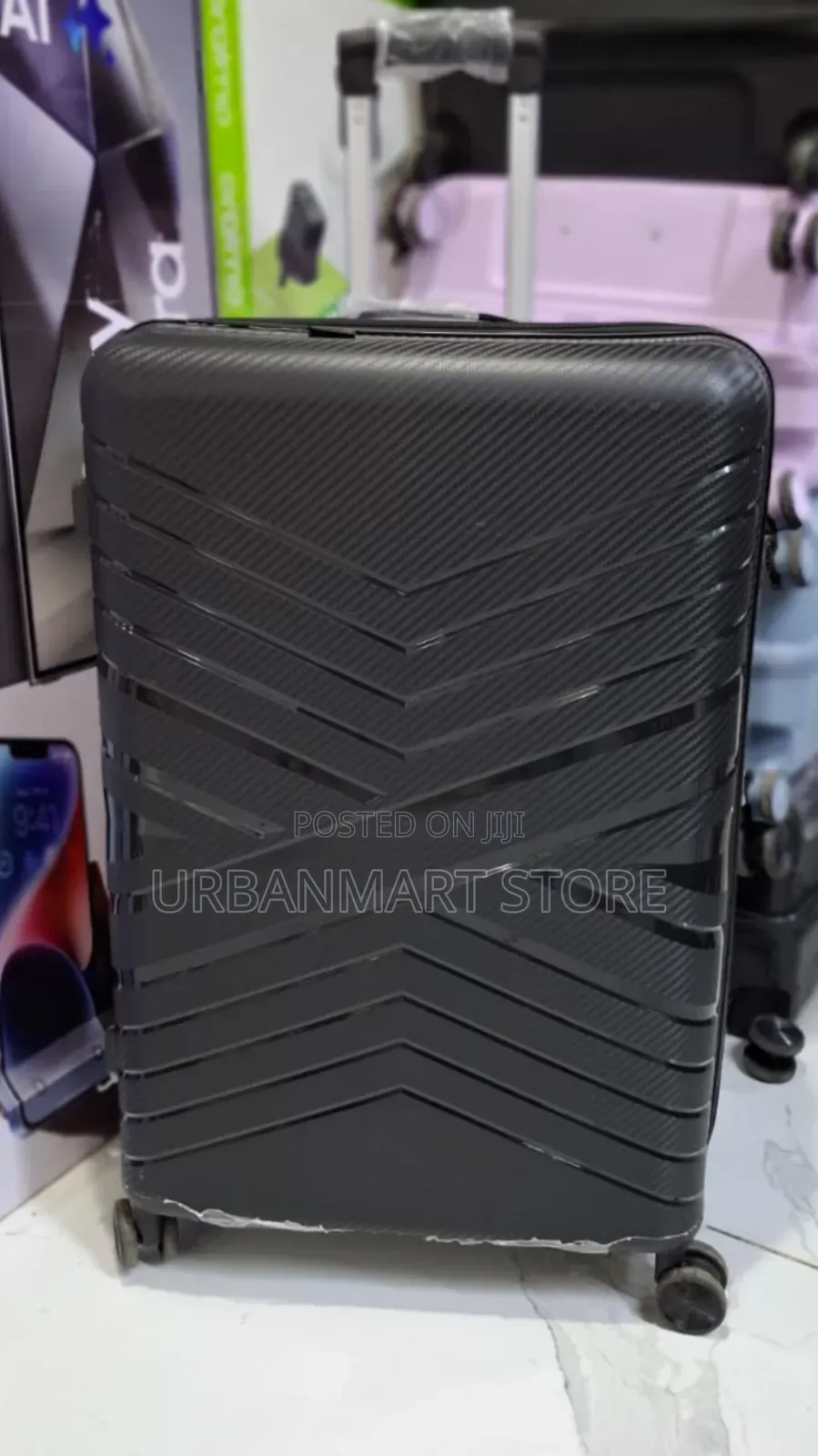 Brand New 72CM Large Travel Suitcase With 360° Wheels
