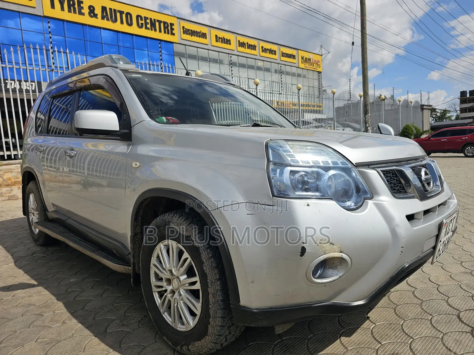 Nissan X-Trail 2012 Silver
