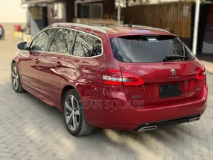 Peugeot 308 2019 Red