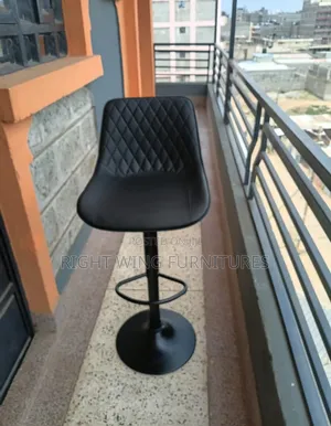 Stylish Confortable Seating - Modern Adjustable Black Stoos