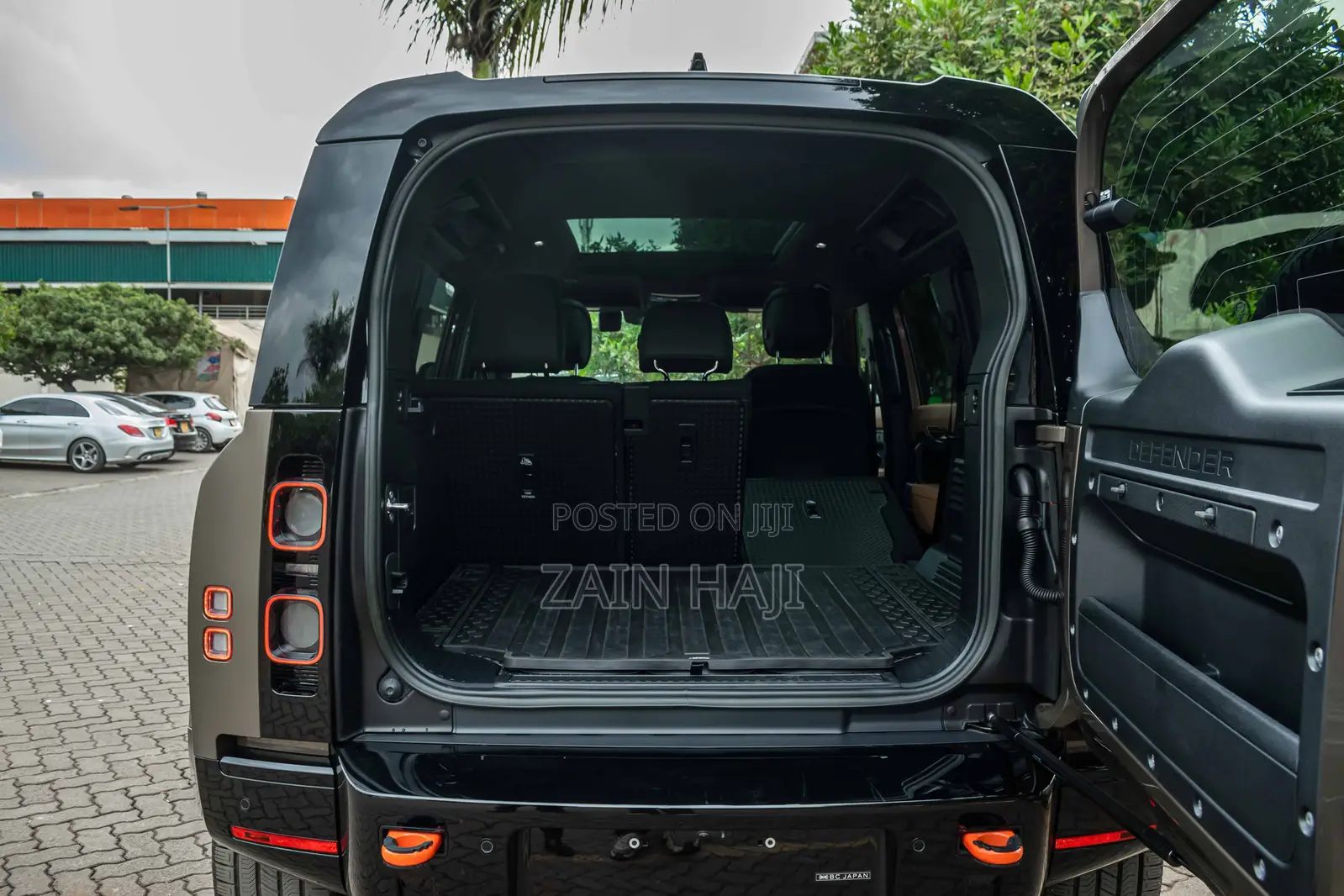Land Rover Defender 2020 Brown