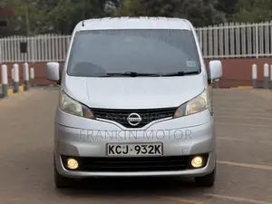 Nissan NP200 2009 Silver